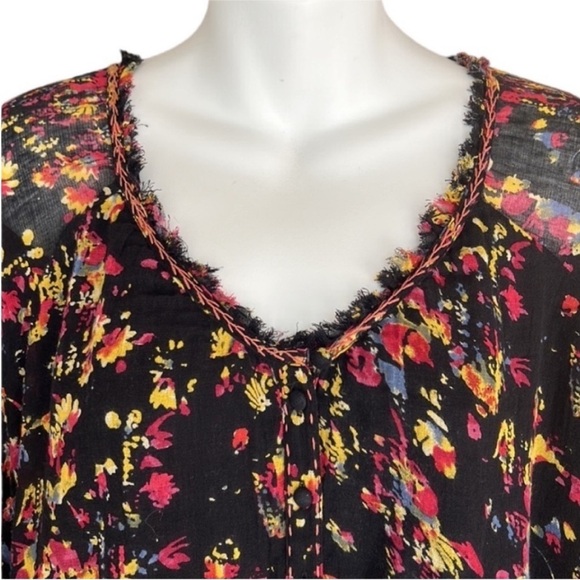 Free People Floral Print Raw Hem Butterfly Sleeve Top - Picture 3 of 9